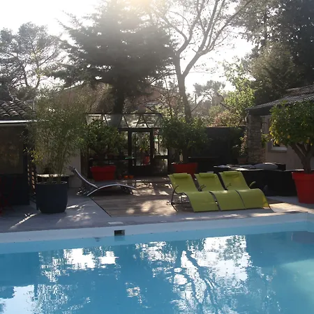 4 Bears Bed & Breakfast Nîmes