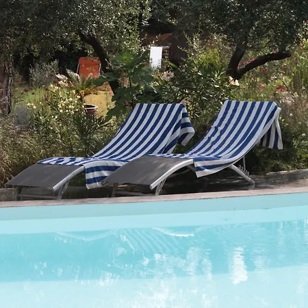 Bed & Breakfast 4 Bears Nîmes