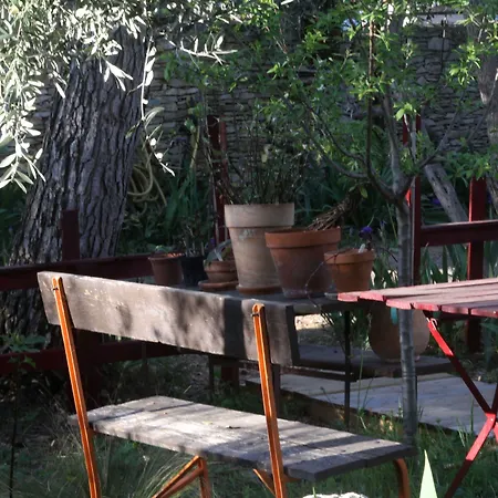 4 Bears Bed and breakfast 3*