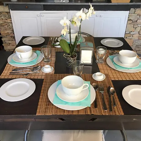 Panzió 4 Bears Nîmes